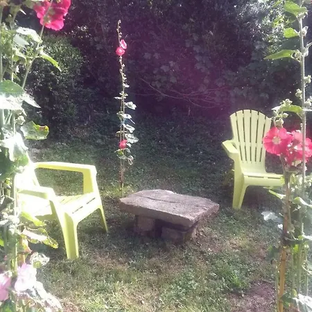 Maison Avec Jardin Holiday home *